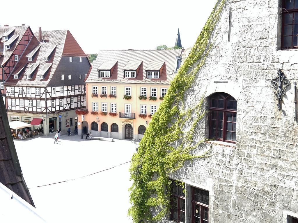 Apartment Am Rathaus Quedlinburg Exterior photo